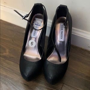 Steve Madden Pumps